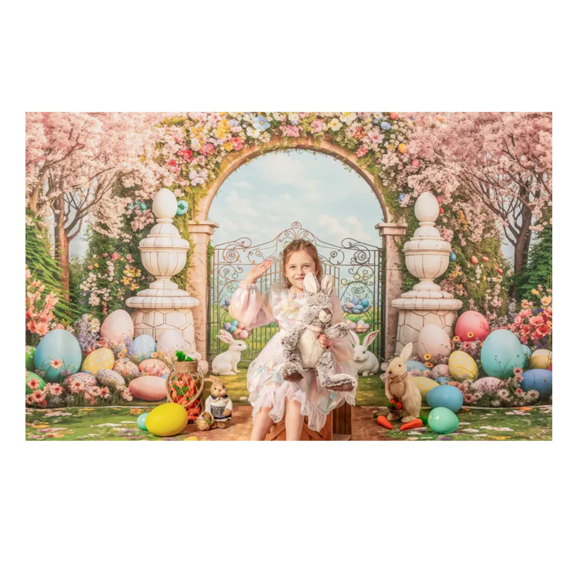 Fundo Fotográfico de Páscoa com Arco Floral e Coelhos